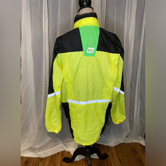NIKE neon thin reflective windbreaker jacket - Picture 2 of 4